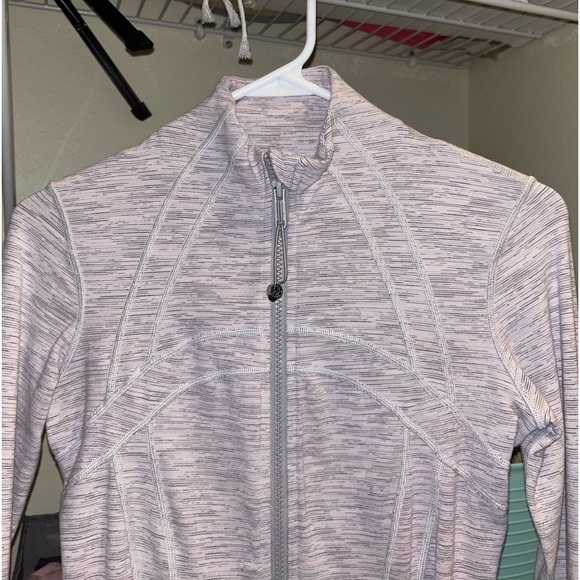 Lululemon define jacket white marble size 4 - Picture 3 of 6
